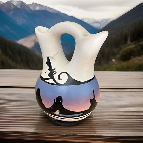 Benally Dine Navajo Pottery Wedding Vase Native American Artist Desert Scene 6" - Picture 6 of 10